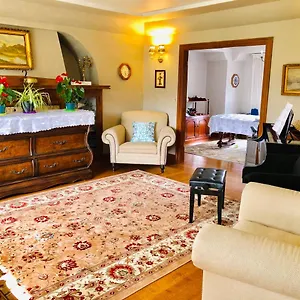 The Sunshine House-free Parking Bed & Breakfast Vancouver
